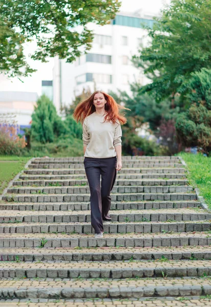 Beautiful Red Haired Woman Long Hair Freckles Walking City Street — Stockfoto