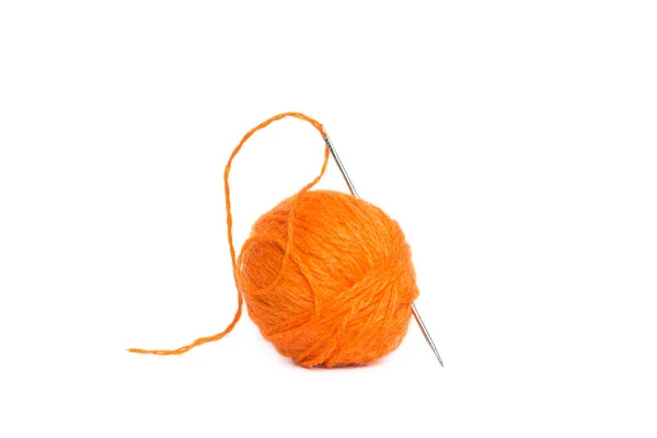 Ball Orange Wool Yarn Needle Stretched Thread White Background — Stock Photo, Image