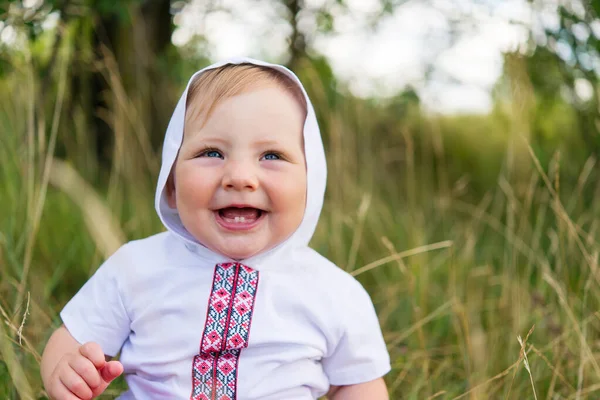 Portrait Joyful Boy Ukrainian Traditional National Clothes Vyshyvanka Green Background — ストック写真