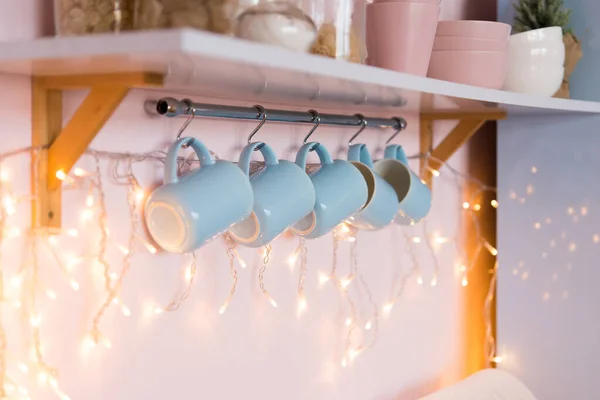 Modern Kitchen Interior New Year Christmas Decorations Decorative Lamps — Stockfoto