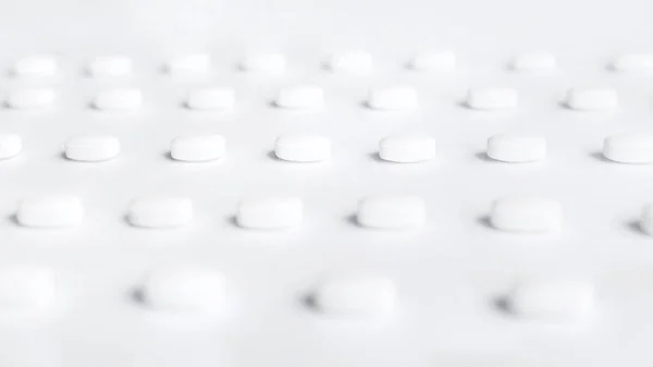 Pílulas Brancas Fundo Branco Modelo Ofertas Especiais Como Publicidade Fundo — Fotografia de Stock