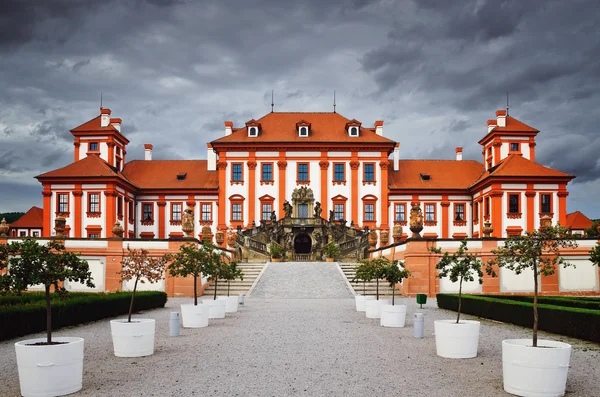 Troja Palace — Stockfoto