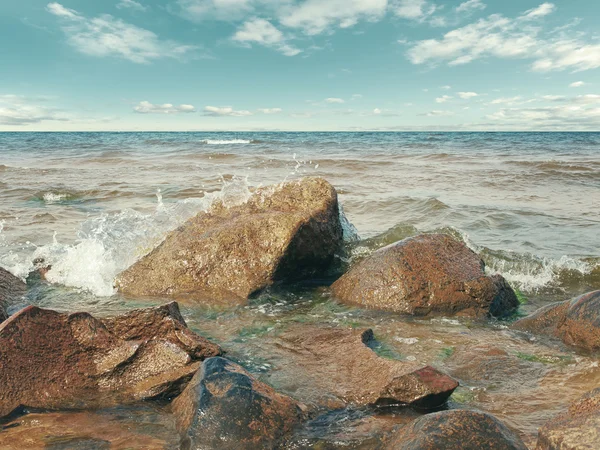 Meer und Steine — Stockfoto