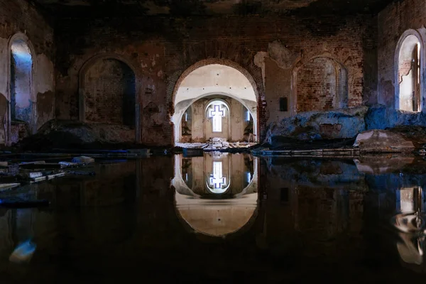 Gran Salón Inundado Iglesia Abandonada Ruinas — Foto de Stock