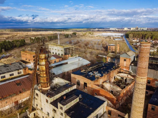 古い放棄されたノヴゴロド地域のNovotavolzhansky砂糖工場 空中ビュー — ストック写真