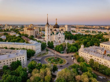 İyi akşamlar Voronezh, Duyuru Katedrali, hava aracı görüntüsü.