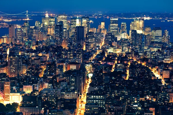 Nova Iorque Manhattan à noite Fotografias De Stock Royalty-Free