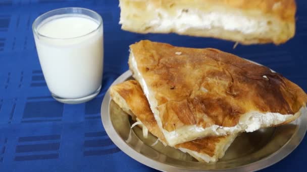 Burek – stockvideo