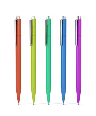 Beyaz arkaplanda farklı renklerde beş kalem