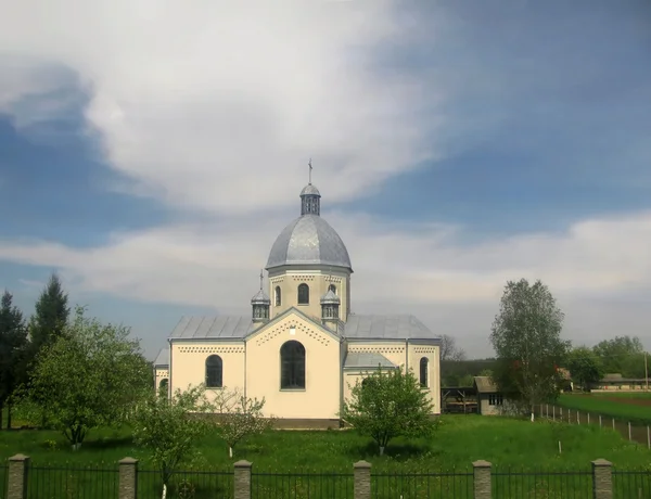 Igreja rural — Fotografia de Stock