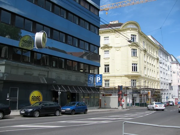 Rua no centro histórico de Viena — Fotografia de Stock