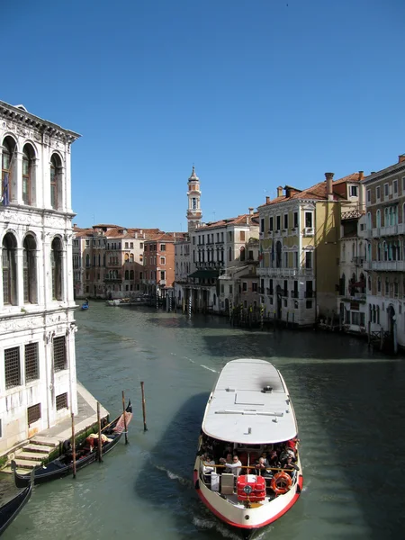 Weergave van Venetië kanaal (Italië) — Stockfoto