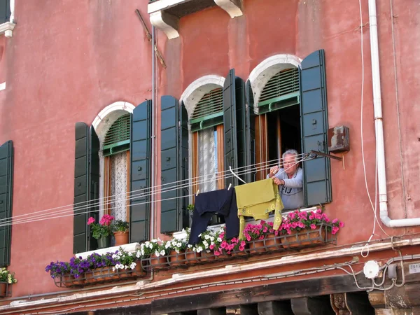 Traditional Venetian windows — Stock Photo, Image