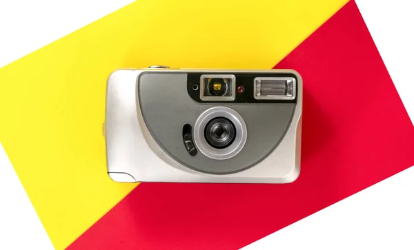 Retro Camera Geel Rode Achtergrond — Stockfoto