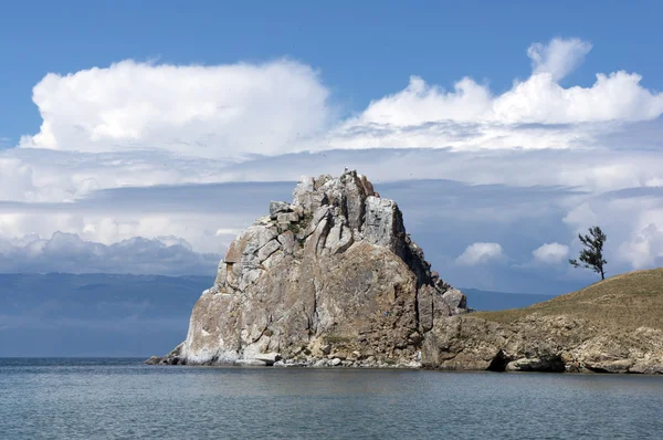 Shamanka Rock, lake Baikal, Russia — Stock Photo, Image