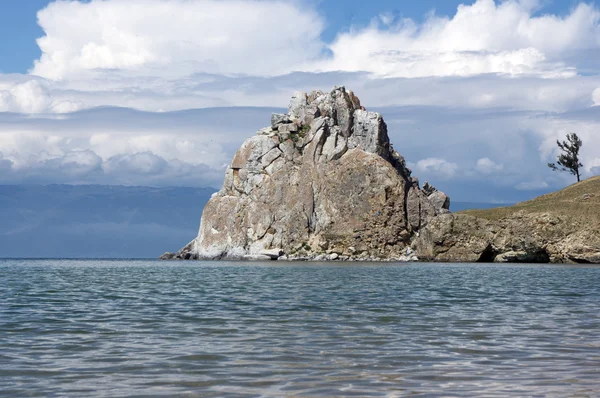 Shamanka rock, jezero Bajkal, Rusko — Stock fotografie