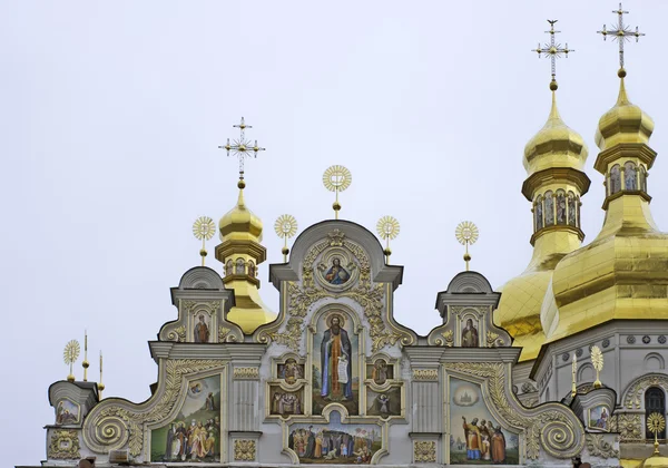 Фасад Успенского собора Киево-Печерской лавры, Украина — стоковое фото