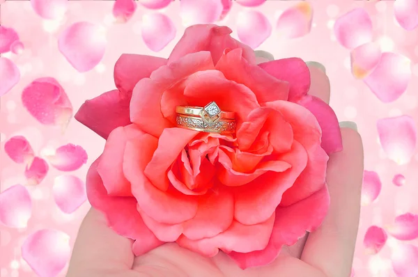 Evlilik yüzükleri.