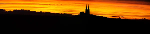 Panoramisch uitzicht van avond landschap — Stockfoto