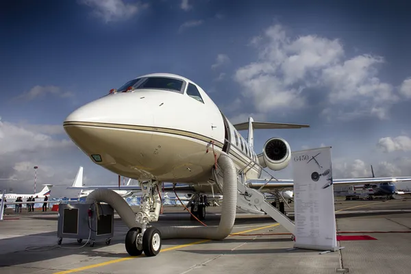 Affärsjet gulfstream g450 — Stockfoto