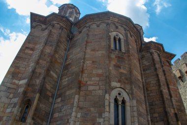 Manasija Manastırı, Sırbistan 'ın Despotovac kenti yakınlarında 1406-1418 yılları arasında Despot Stefan Lazareviç tarafından kurulan bir Sırp Ortodoks manastırı.