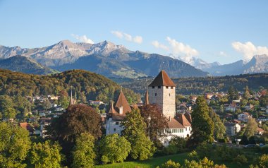 Spiez Kalesi