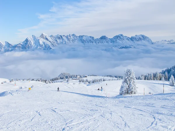 Skiën helling — Stockfoto