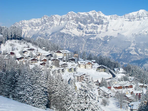 Skiën helling — Stockfoto