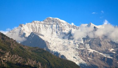 Jungfrau bölgesi