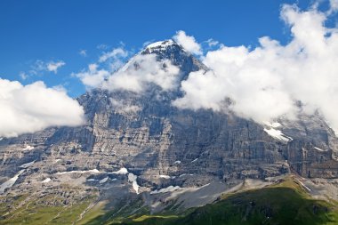 Jungfrau bölgesi