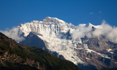 Jungfrau bölgesi