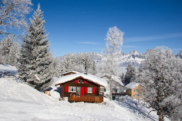 Winter vakantiehuis — Stockfoto