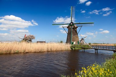 Windmils