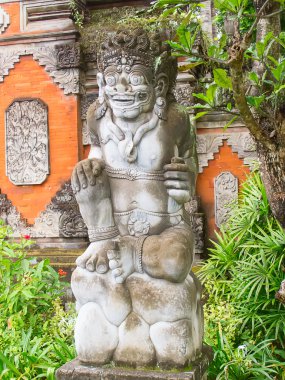 Geleneksel bale heykeli