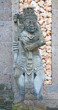 Geleneksel bale heykeli