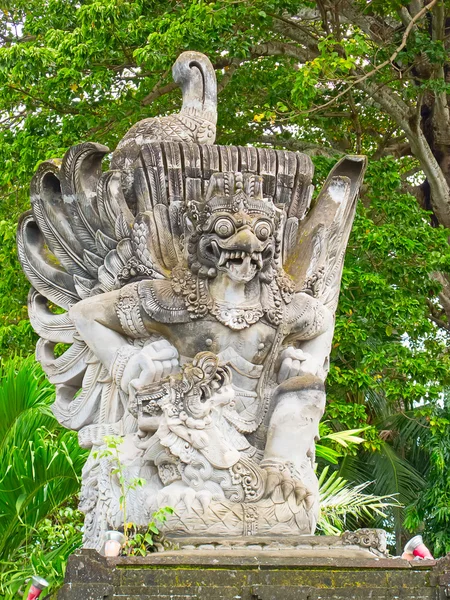 Escultura balinesa tradicional — Foto de Stock