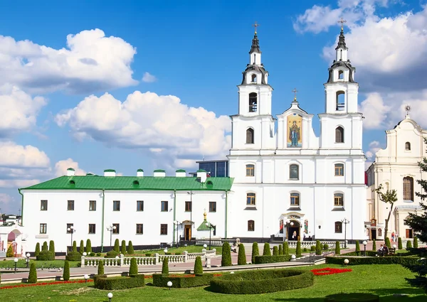 在明斯克，白俄罗斯圣灵大教堂. — 图库照片
