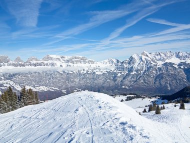 Swiss kış sezonu peyzaj