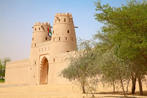 Jahili fort in Al Ain oasis — Stock Photo, Image