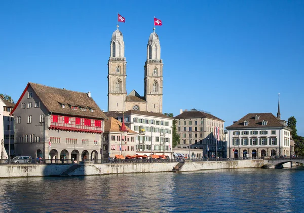 Famous Double Headed Grossmunster Cathedral Zurich Switzerland — Stock Photo, Image