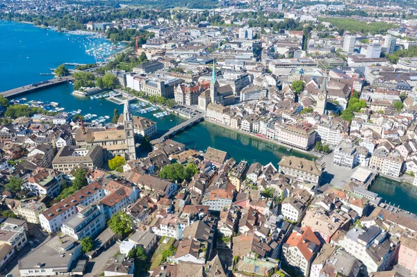 Letecký Pohled Řeku Limmat Slavné Curyšské Kostely Curych Důležité Finanční — Stock fotografie