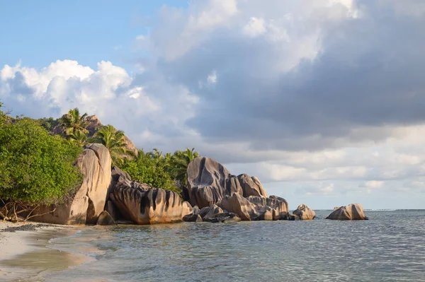 Пляж Fanse Source Argent Острове Дигу Сейшельские Острова — стоковое фото