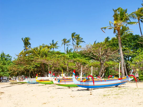 Barco Balinês Tradicional Libélula Praia — Fotografia de Stock