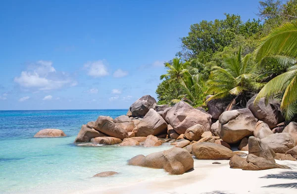 Famosa Praia Petite Anse Kerlan Ilha Praslin Seychelles — Fotografia de Stock