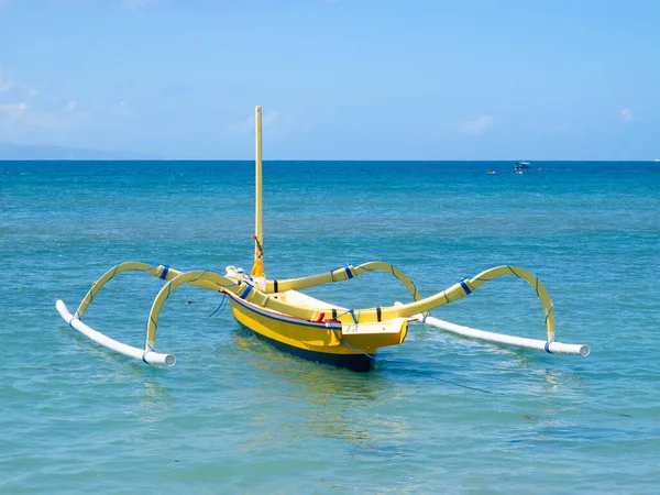 Traditionele Balinese Dragonfly Boot Het Strand — Stockfoto