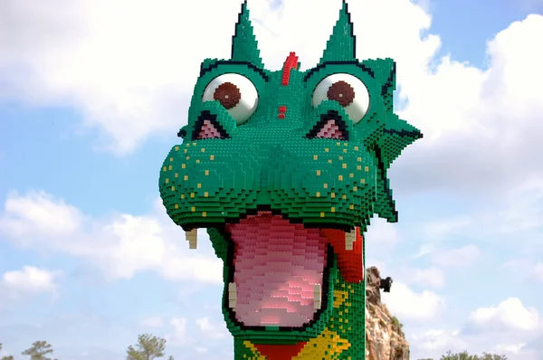 Byggstenen dragon — Stockfoto