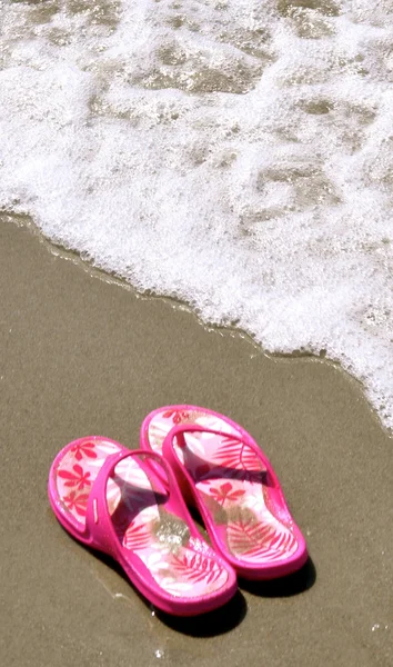 Im Sand - Flip-Flops 15 — Stockfoto