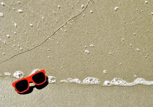 In het zand - slippers — Stockfoto