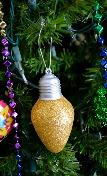 Yellow Light Bulb — Stock Photo, Image