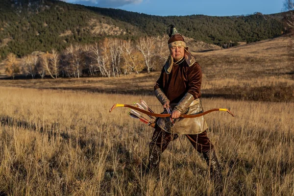 Nomad. Kazakh, hungarian warriors whith bow. Hunters. — Stock Photo, Image